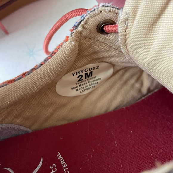 TWISTED X New hippie boho girls boots size 2 Kids children patchwork boat shoes - Picture 7 of 7